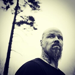 Photo Profile - Tuomas Saukkonen